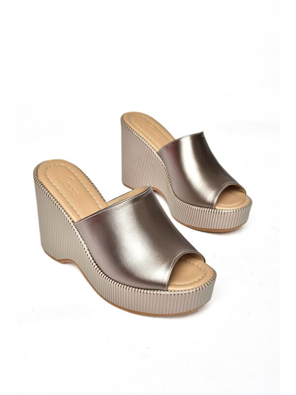 K2501015 Platin Kadın Terlik - Görsel 8