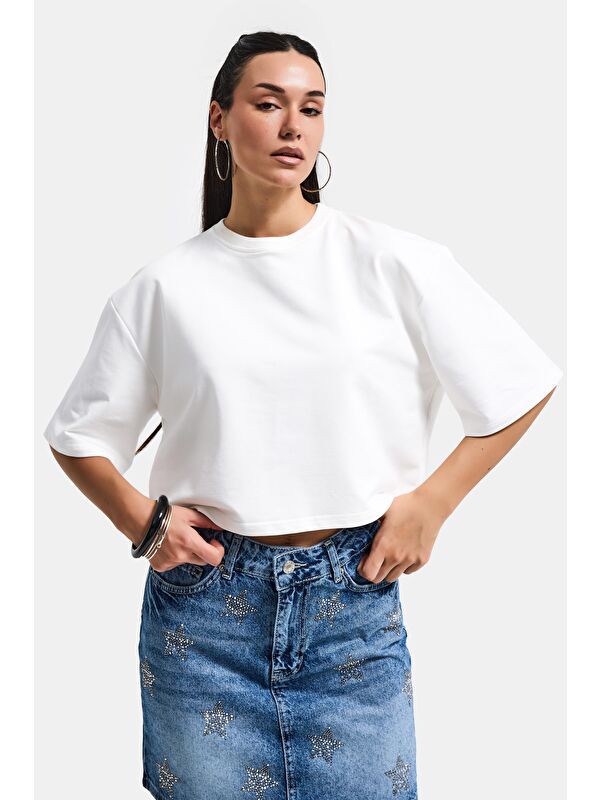 It's Basic Kadın Kırık Beyaz Renk s6-101 Oversize Bol Kesim T-Shirt
