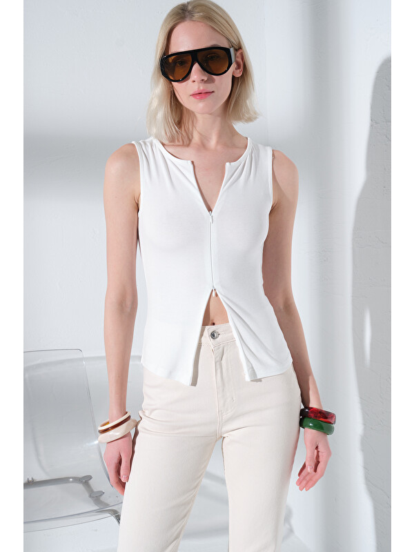 Domoda Çift Yön Fermuarlı Soft Touch Premium Örme Sıfır Kol Body Kadın Bluz @Trentino