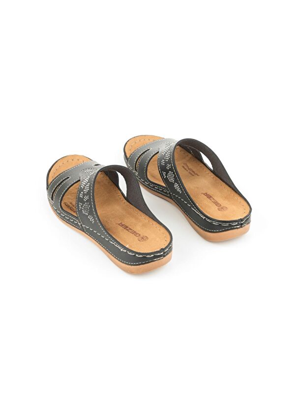 Yazlık Kadın Suni Deri Koleksiyon Terlik - Görsel 5