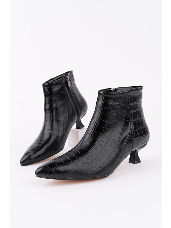 ÇAÇA Kroko Desenli Sivri Burun İnce Topuklu Fermuarlı Kadın Bot - Görsel 5