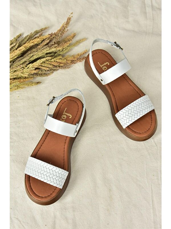 Beyaz Hakiki Deri Örgü Modelli Günlük Kadın Sandalet M291053603 - Görsel 6