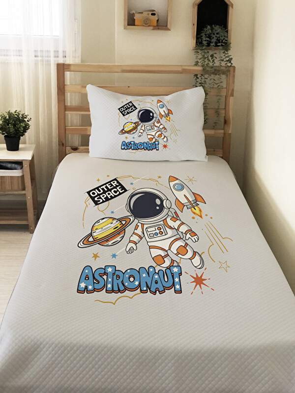 Evmila Astronot Desenli Çocuk Pike Takımı - 160x220 Cm Pike 50x70 Cm Yastık Kılıfı
