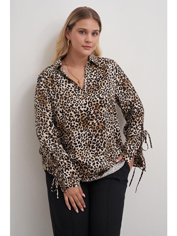 Mylinemoda Bağlama Detaylı Leopar Bluz