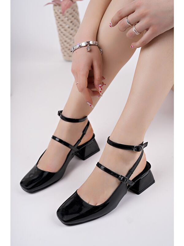 CHOPRA Kare Burun Çift Kemerli Bilekten Bağlamalı Arkası Açık Kısa Topuklu Ayakkabı - Görsel 5