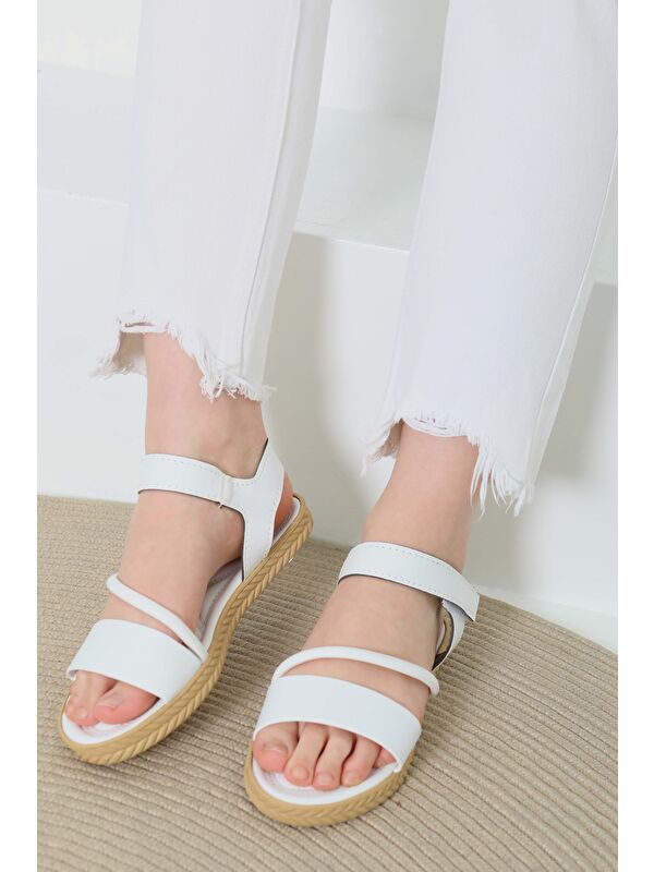 Kadın Beyaz Çapraz Detaylı Sandalet - 27111 - Görsel 4