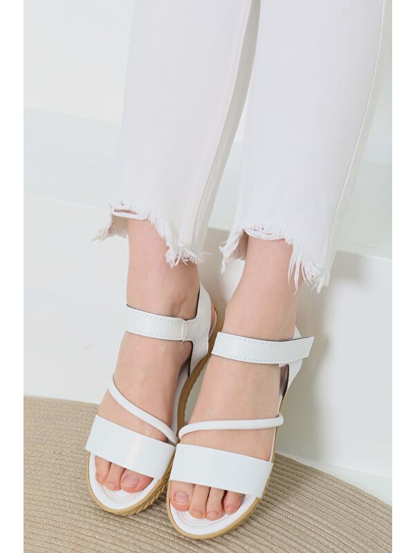 Kadın Beyaz Çapraz Detaylı Sandalet - 27111 - Görsel 6