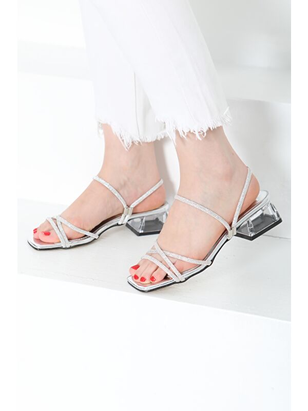 Kadın Gri Çapraz Detaylı Terlik - 27150 - Görsel 3