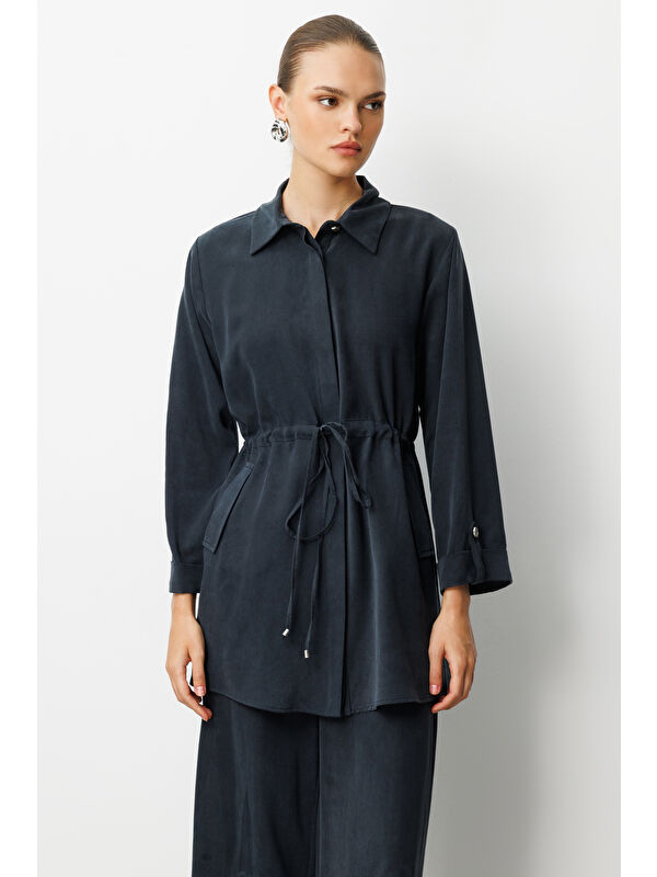 Mizalle Beli Büzgülü Siyah Cupro Tunik