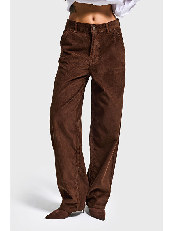 It's Basic Kadın Kahverengi 8-26w5-42 Skater Fit Fitilli Velvet Kadife Kumaş Pantolon