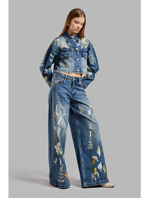 It's Basic Kadın Jean Rengi 2S575 Çiçek Nakışlı Bol Kesim Denim Jean