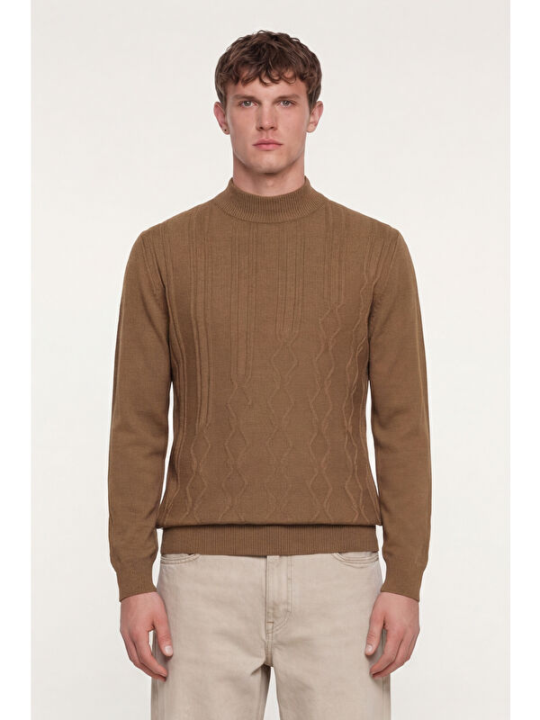 Sabri Özel Erkek Camel Dar Kesim Slim Fit Yünlü Yarım Balıkçı Yaka Triko Kazak