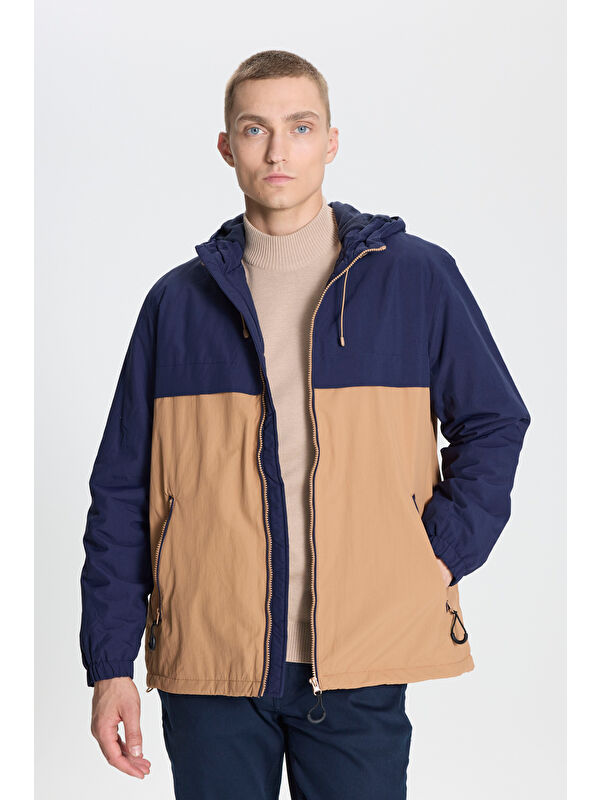 AC&Co / Altınyıldız Classics Erkek Lacivert-Vizon Standart Fit Normal Kesim Soğuk Geçirmez İçi Polarlı Kapüşonlu Mont