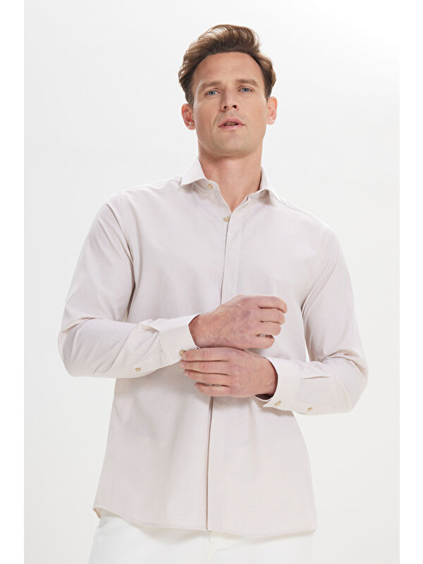 Altınyıldız Classics Erkek Beyaz-Vizon Slim Fit Dar Kesim Klasik Yaka Pamuklu Armürlü Gömlek