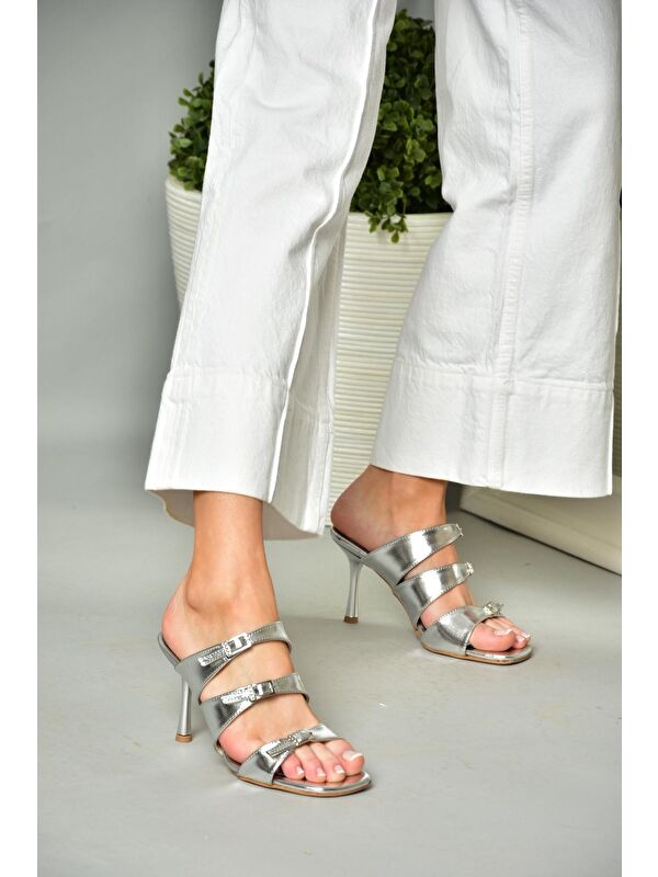 S5182004 Gümüş Kadın Topuklu Terlik - Görsel 6