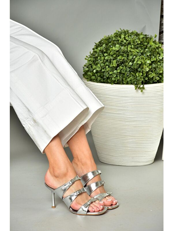 S5182004 Gümüş Kadın Topuklu Terlik - Görsel 8