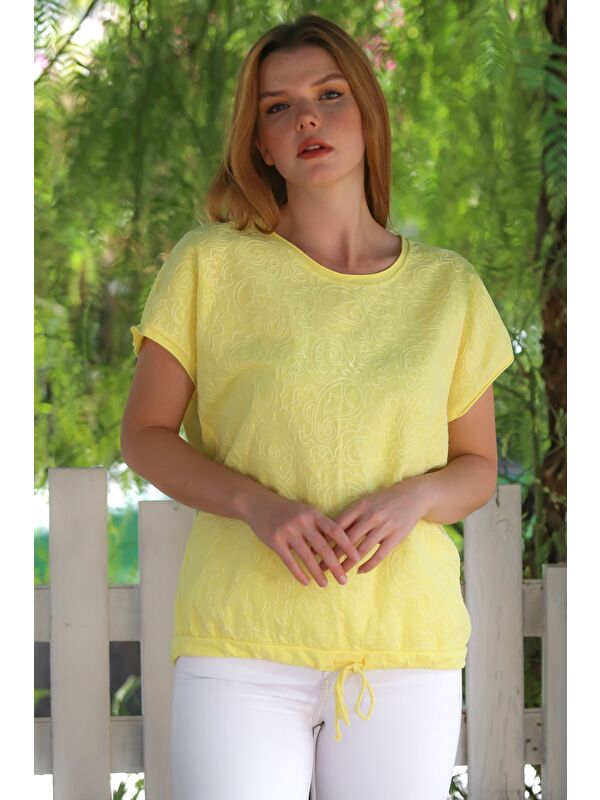 Chiccy İtalyan Sarı Yuvarlak Yaka Düşük Kol Bağlamalı Allover Nakışlı Pamuklu Dokuma Bluz 68 65