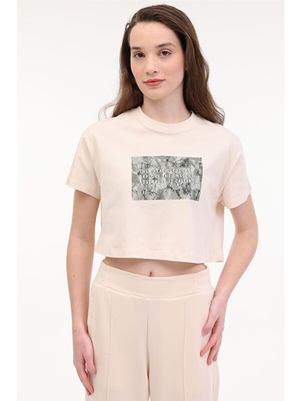 Lumberjack WL RENA 11OUTSS25105 5FX Bej Kadın Kısa Kol T-Shirt