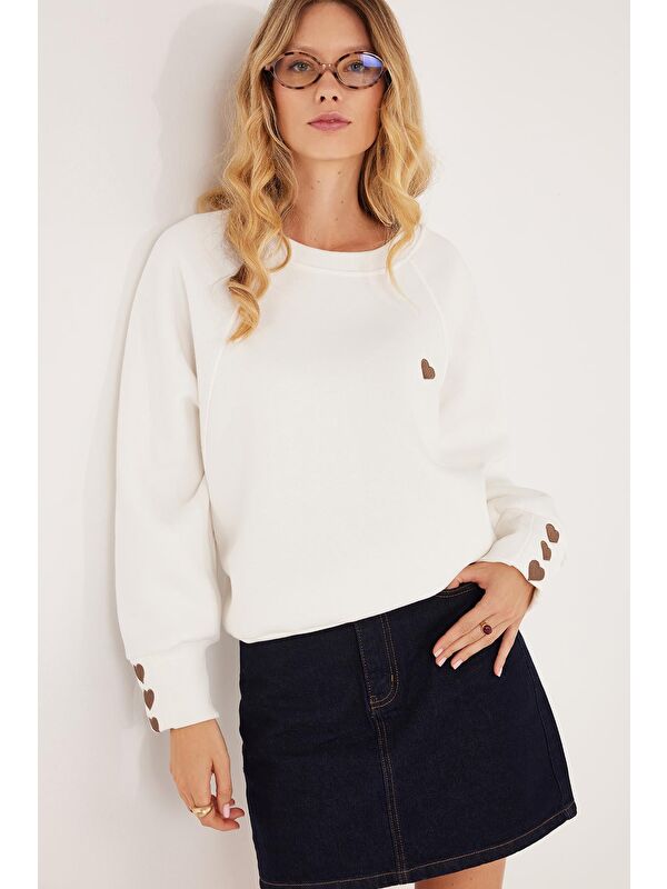 TUDORS Kadın Regular Fit Klasik Kesim %100 Pamuk Baskılı Bisiklet Yaka Beyaz Sweatshirt