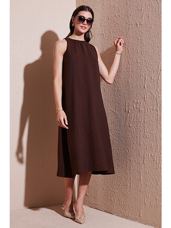 Lela Regular Fit Halter Yaka Midi Boy Kadın Elbise 67810049