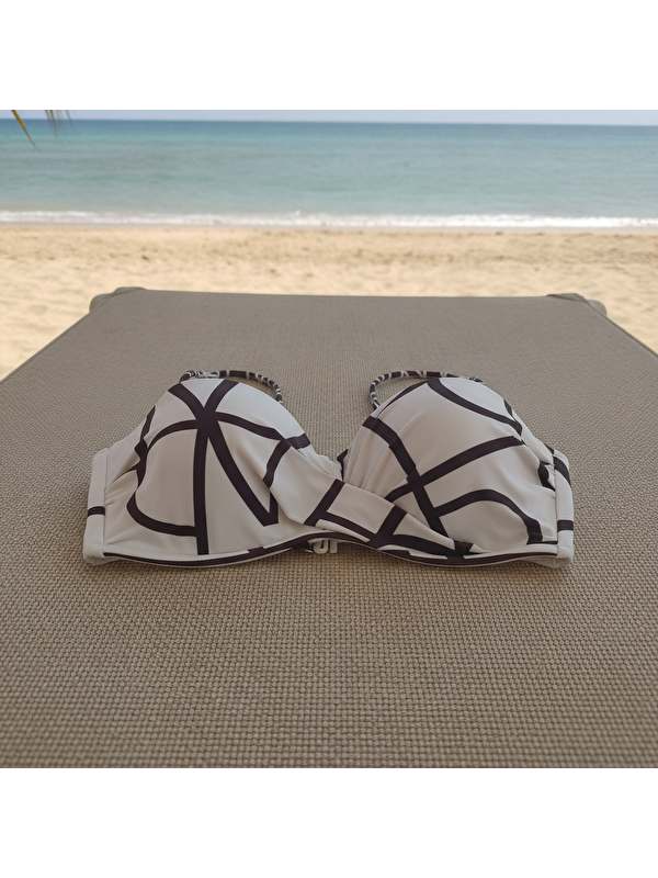 Bonbon Kadın Plaj Giyim Ekru Renk Takma Çıkma Askılı Bikini Üst Bb2557