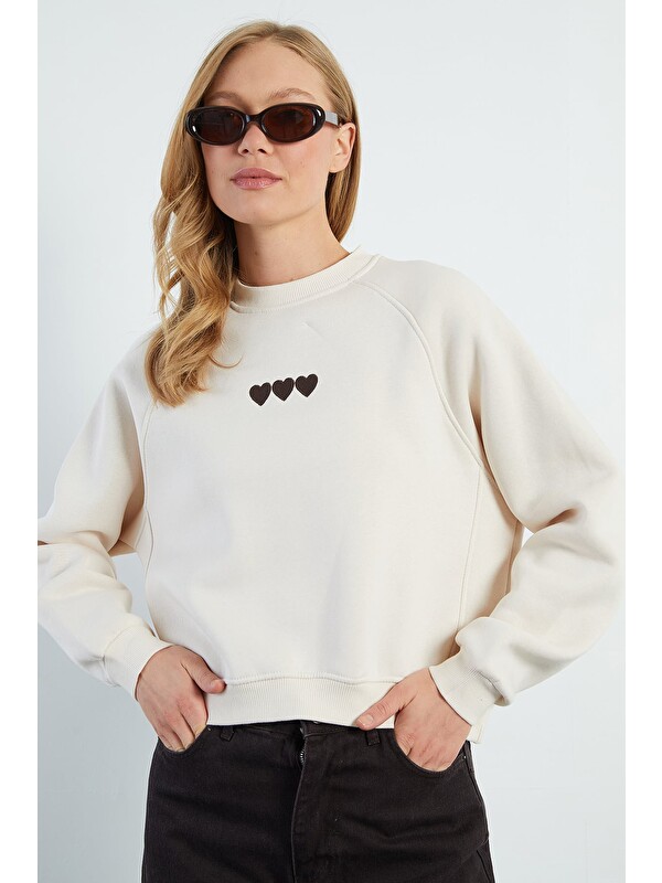 Fullamoda 3 İplik Kalp Nakışlı Oversize Sweatshirt