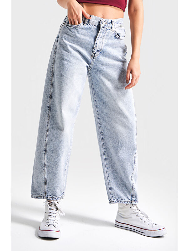 It's Basic Kadın Snow Jean Rengi Venüs Carrot Fit Rahat Kalıp Yüksek Bel Denim Jean