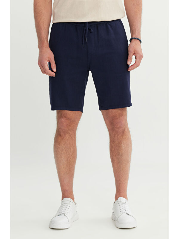 AC&Co / Altınyıldız Classics Erkek Lacivert %100 Pamuk Comfort Fit Beli Bağlamalı Flamlı Yan Cep Şort