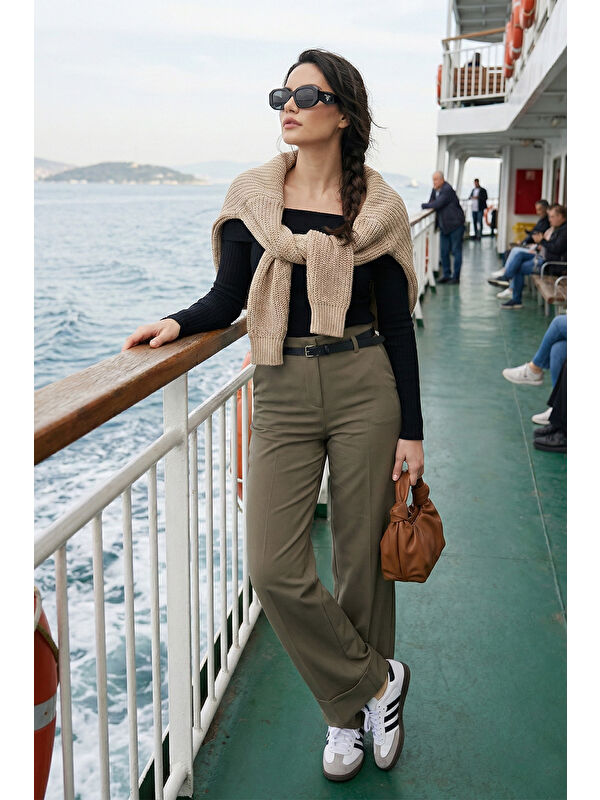 Lela Wide Leg Yüksek Bel Kıvırma Detaylı Bol Paça Kemerli Kadın Pantolon 6923841
