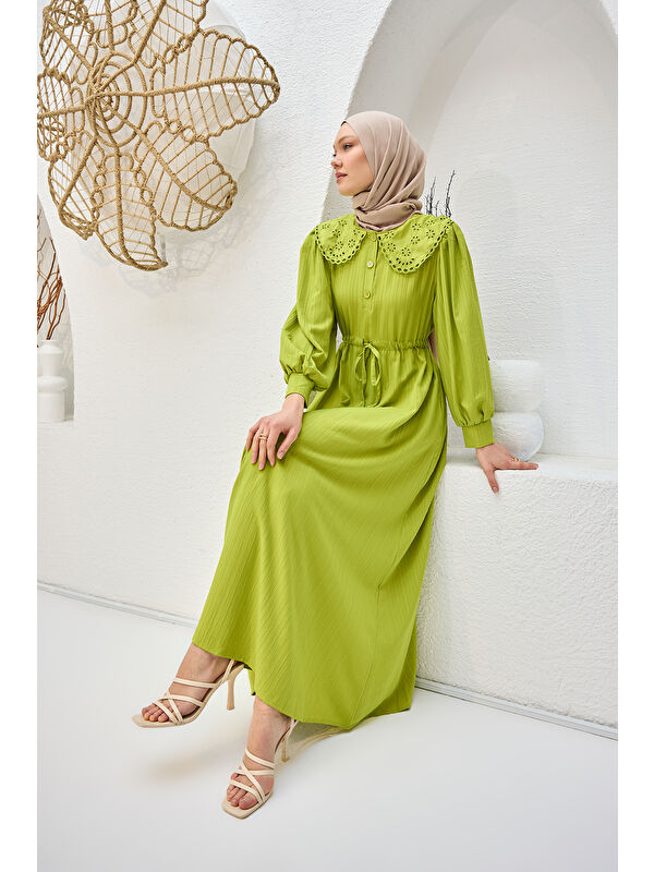 Locco Moda Kadın BEBE YAKA DANTEL DETAYLI ELBISE  Yeşil