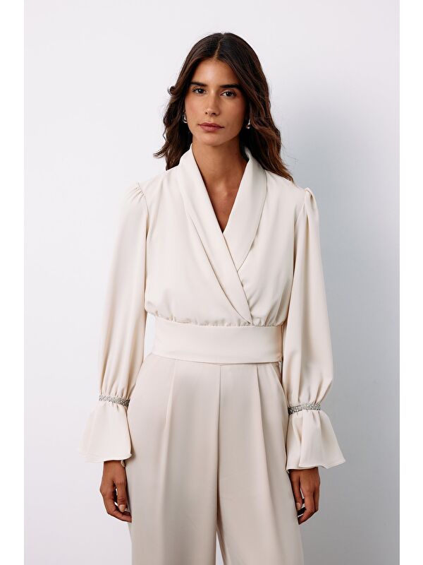 SATEEN Aksesuar Detaylı Bluz - Bej