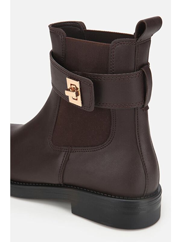 Yaya By Hotiç Siyah Yaya By Hotiç Yaya By Kadın Tokalı Lastik Detaylı Düz Bot