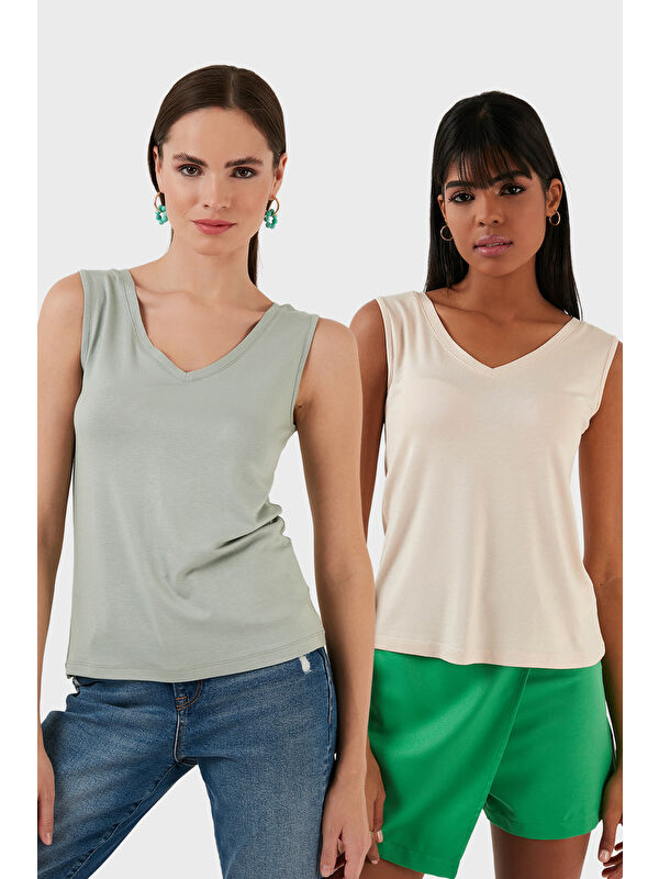 Lela Slim Fit V Yaka Kalın Askılı 2' li Paket Kadın Bluz 5864384S2