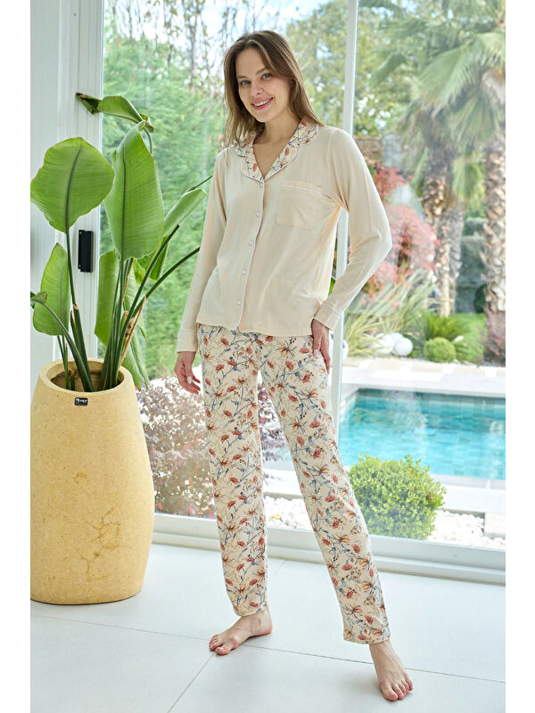 Remsa Kadın Desenli Önü Düğmeli Yumuşak Milan Kumaş Pijama Takımı 250347-3 Krem01