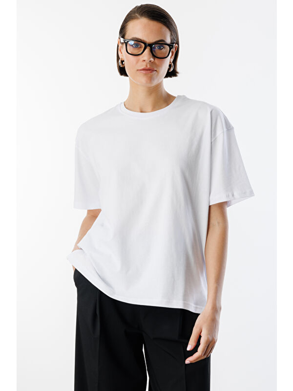 Genius Store Kadın %100 Organik Pamuk Relaxed Fit Yırtmaçlı Yuvarlak Yaka T-shirt YIRTMAÇLI-T-SHIRT