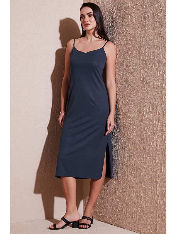 Lela Regular Fit İp Askılı Yırtmaç Detaylı Midi Kadın Elbise 5866128