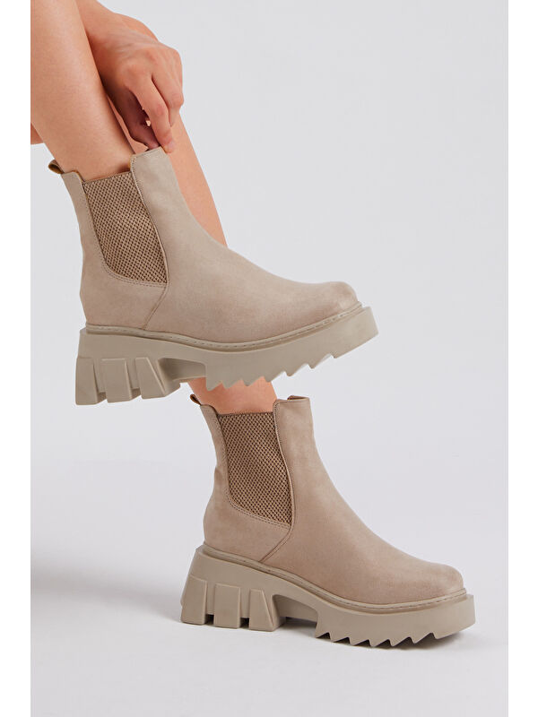 Kadın Krem Süet Rahat Kalıp Kalın Taban Lastikli Bot - Görsel 6