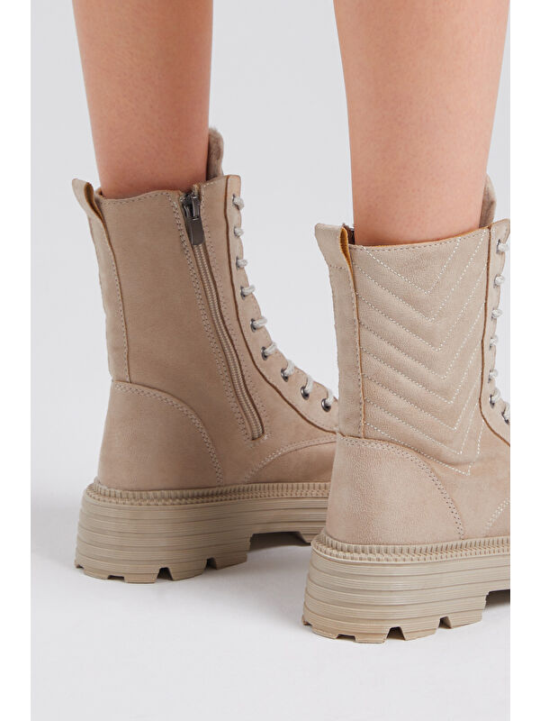 Kadın Krem Süet Kalın Taban Nakışlı Bağcıklı ve Fermuarlı Bot - Görsel 7