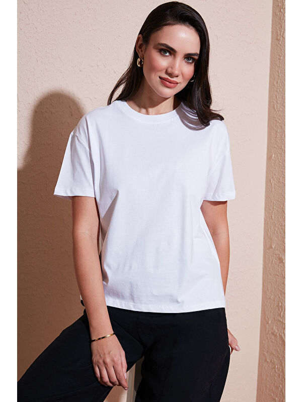 Lela Pamuklu Oversize Fit Bisiklet Yaka Kadın T Shirt 5866097