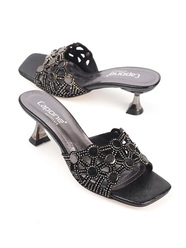 Küt Burunlu Metal Aksesuarlı Kum Saati Topuklu Kırışık Rugan Kadın Terlik - Görsel 2