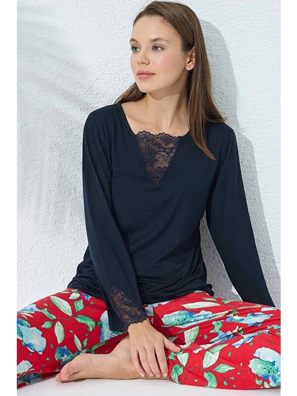 Siyah İnci Dantel Detaylı Viskon Pijama Takım