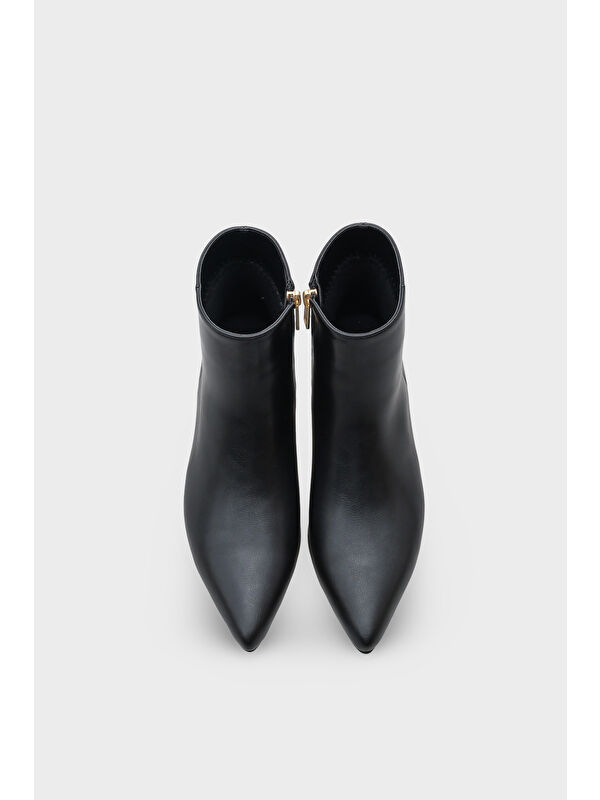 Essie Kadın Bot - Görsel 6