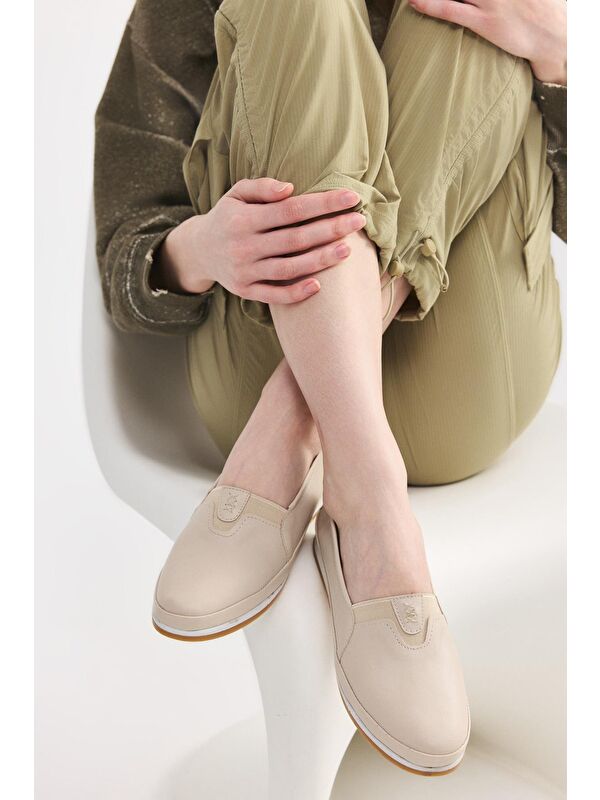 Kadın Bej Comfort Düz Ayakkabı - Görsel 4