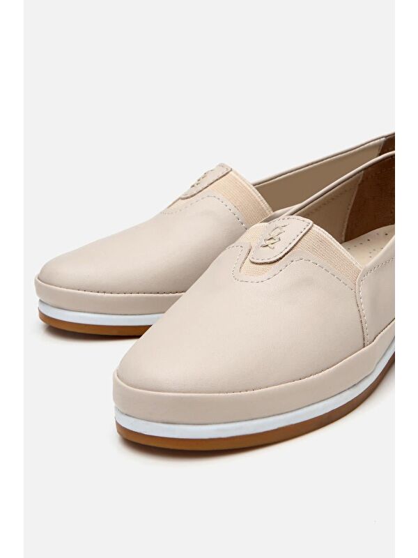 Kadın Bej Comfort Düz Ayakkabı - Görsel 6