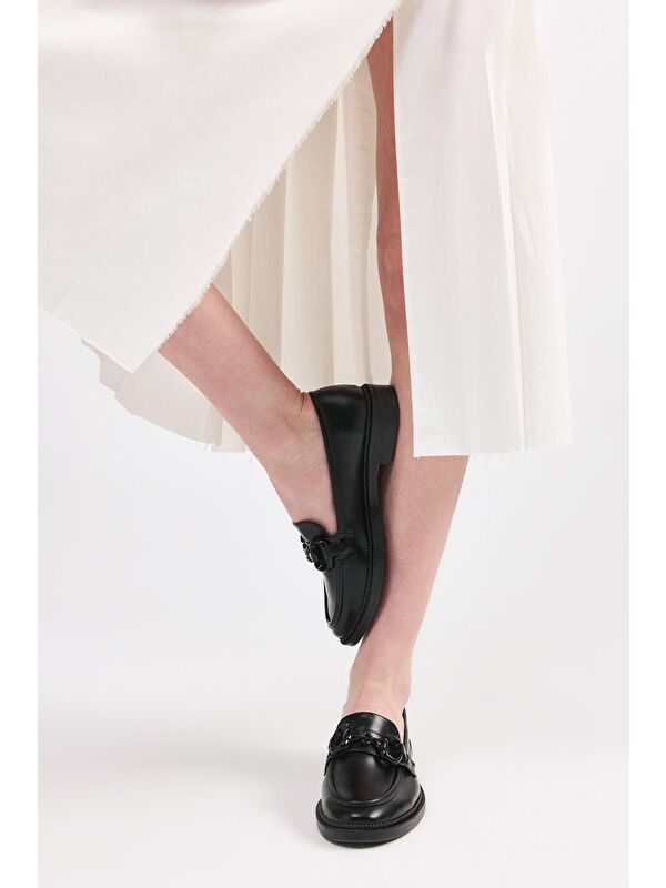 Kadın Siyah Tokalı Klasik Loafer - Görsel 4