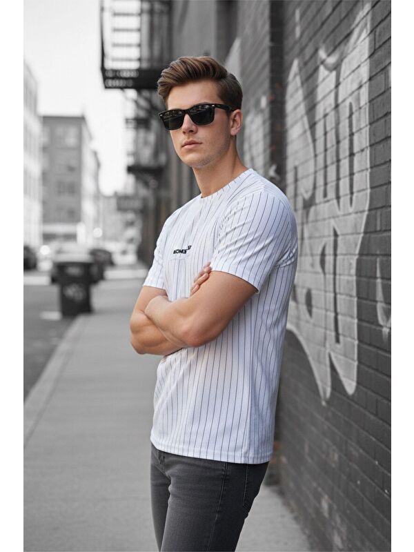 Oksit Moments Of Baskılı İnce Çizgili Premium Jakarlı Slim Fit Elastanlı Erkek T-Shirt