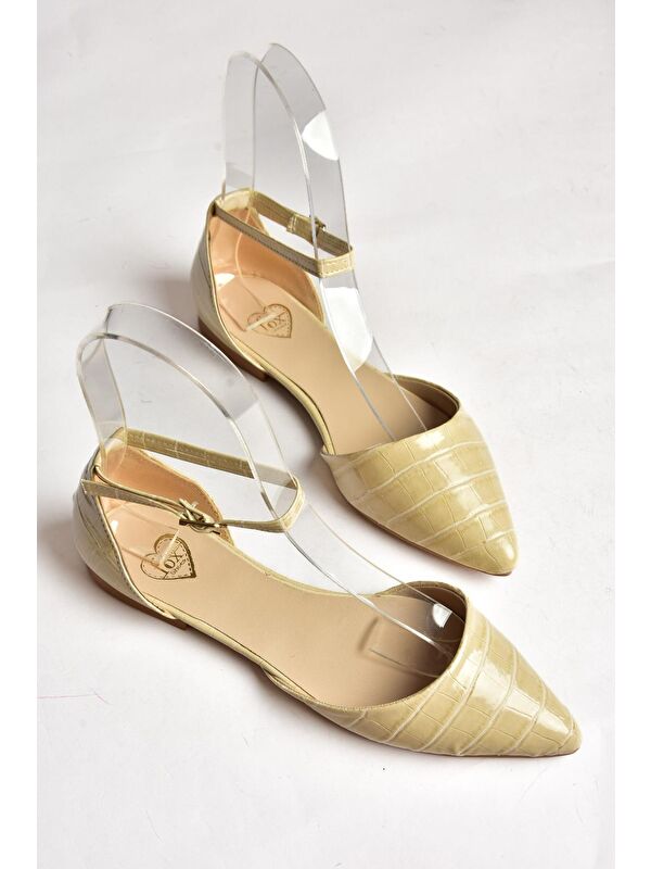Fox Shoes S7262997 Bej Kadın Babet