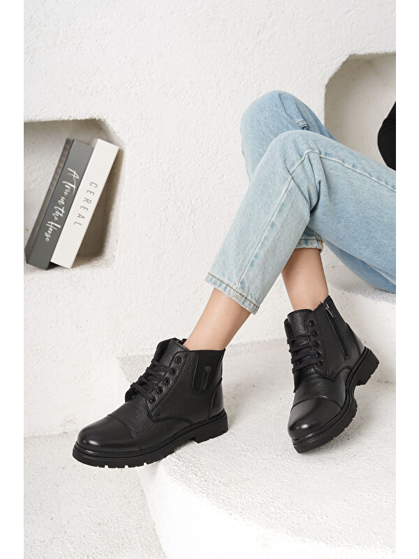 Darko Soğuk Geçirmez Kürklü Kadın Bot - Görsel 2