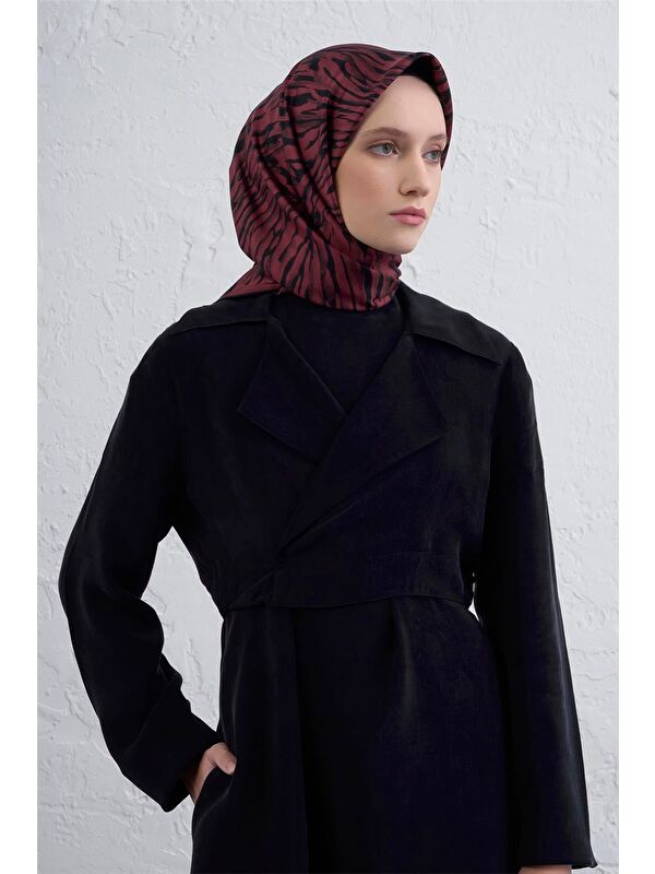 ARMİNE Klasik Desenli Saf İpek Twill Eşarp 9435D 44