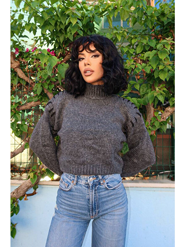 She Wears Omzu Dikiş Detaylı Boğazlı Triko Kazak A-081